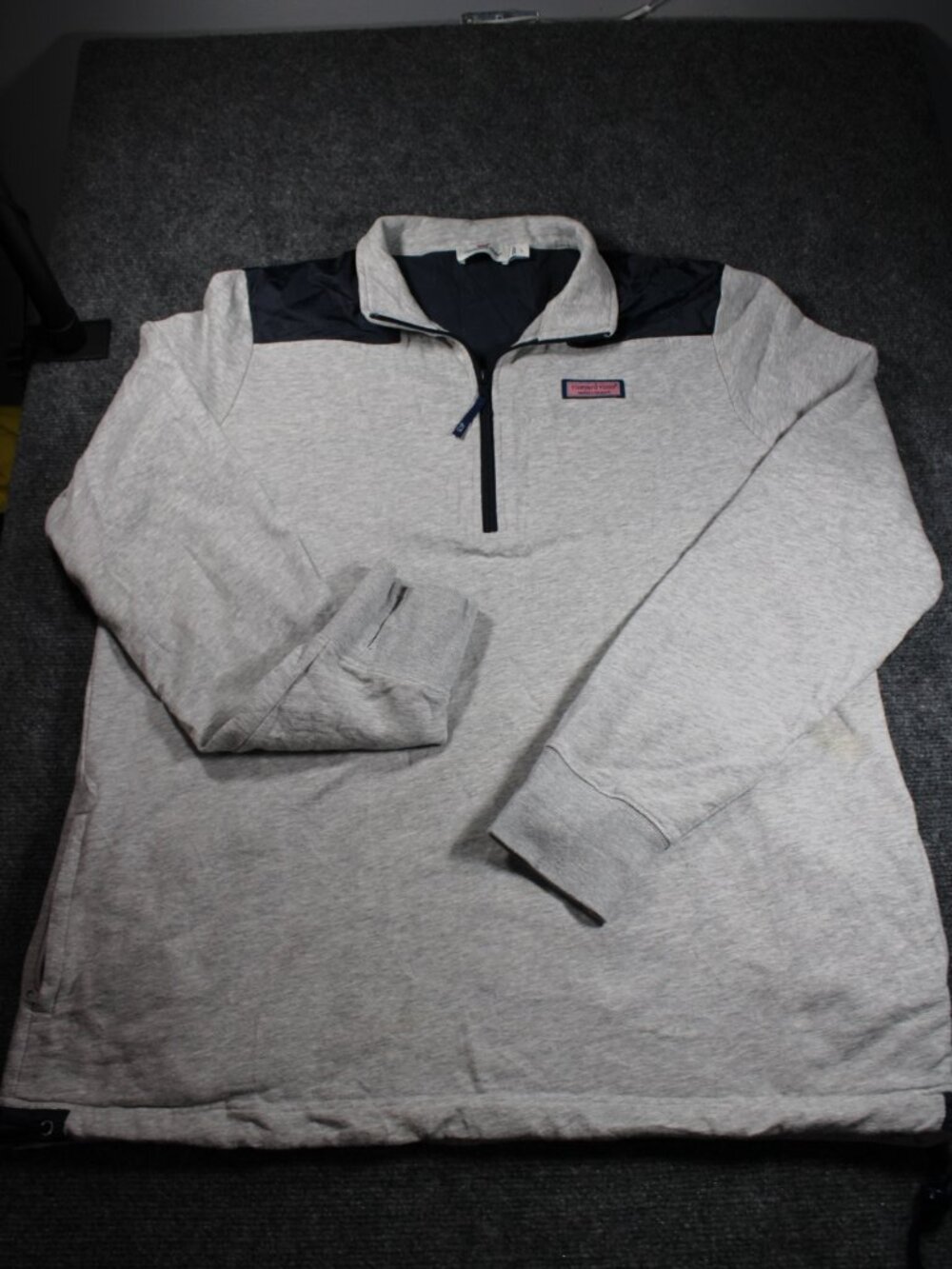 Vineyard Vines Pullover Men's Large Gray Black 1/4 Zip Logo Mock Neck READ!!!!